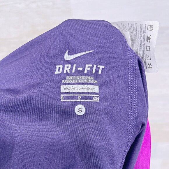 NIKE Dri Fit 2 In 1 Running Shorts Purple Gym Work Out Activewear Womens Small - Picture 6 of 7